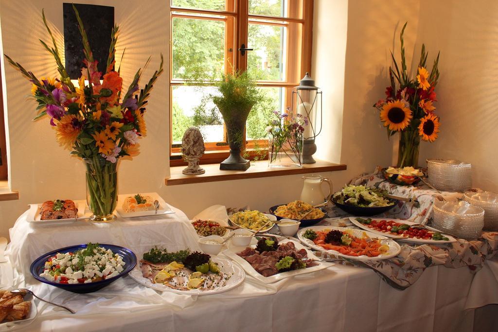 Romantik Hotel Chalet Am Kiental แฮร์ชิง อัม อัมเมอร์เซ ภายนอก รูปภาพ
